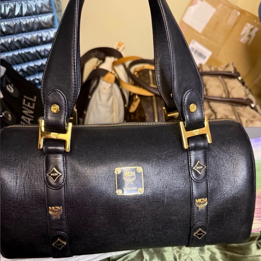 MCM München Barrel Shoulder Bag - Black Textured Leather Gold Zipper authentic